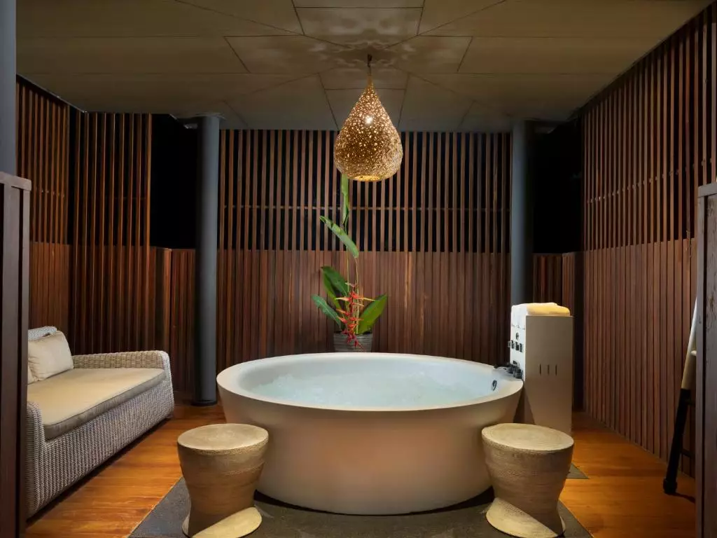 The ShellSea Krabi I Luxury Beach Front Resort and Pool Villa